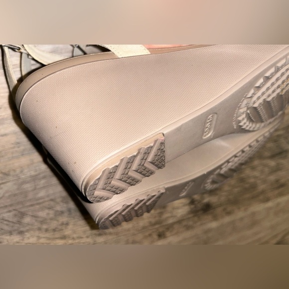 Crocs Leigh Ii Ankle Strap Wedge Heel Sandal Cream Size 10 Womens - Picture 5 of 10